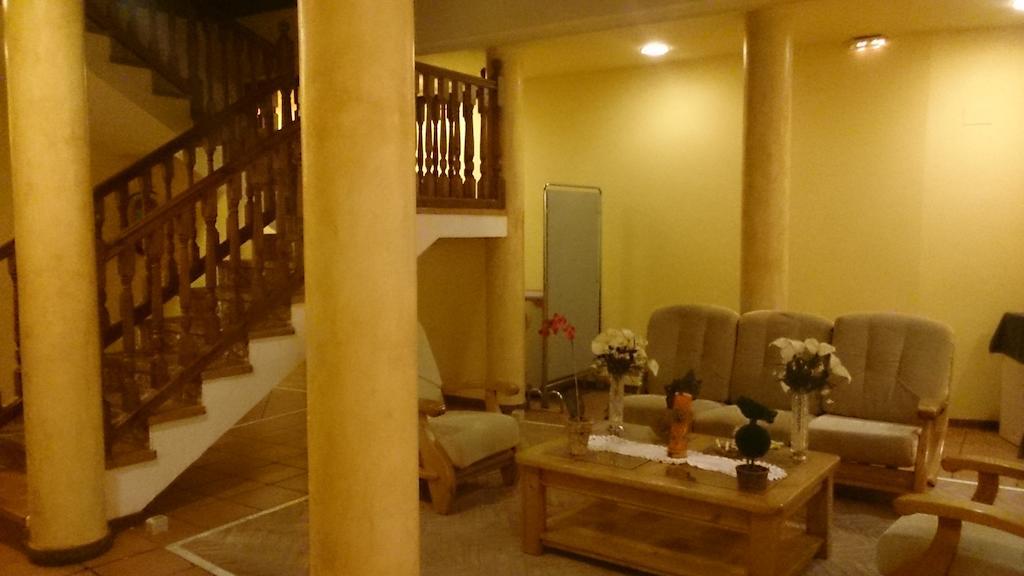 Hospederia Villa De Pintano Ngoại thất bức ảnh
